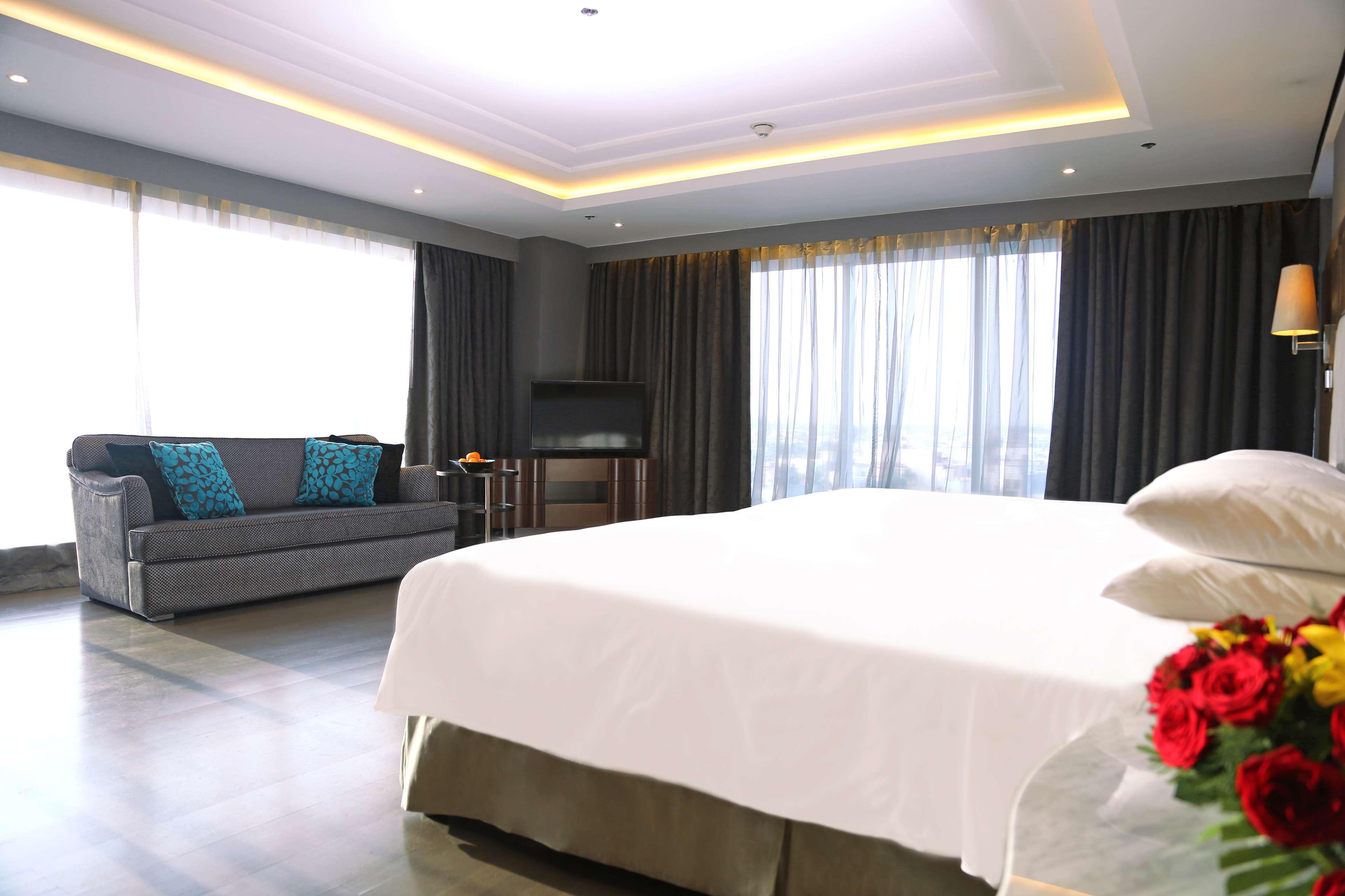 Hotel Hyatt Regency Ludhiana Exterior foto